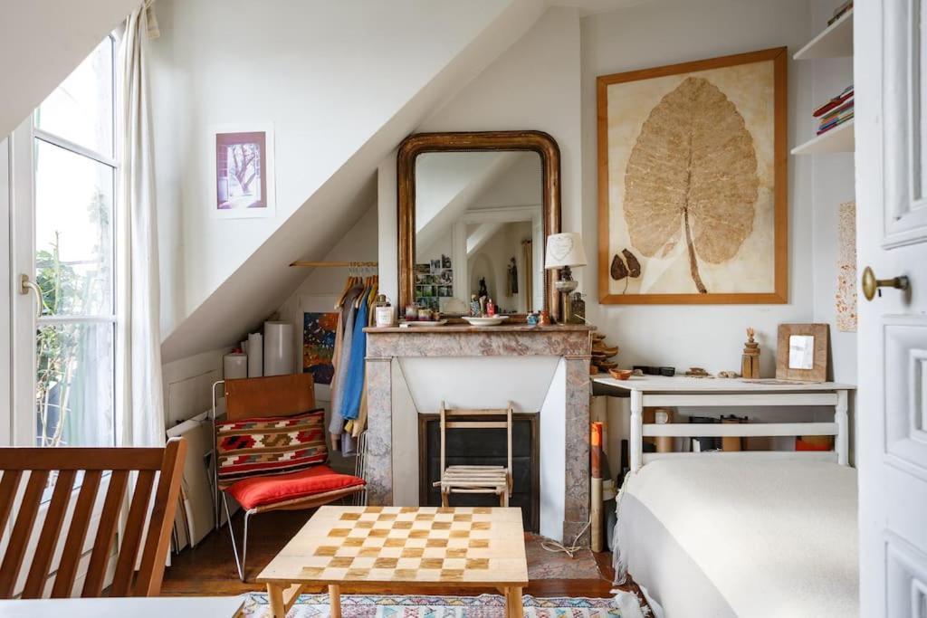 Apartment Sous Le Ciel De Paris, Petite Paris